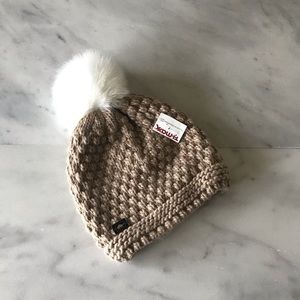 Pom Pom Knit Beanie
